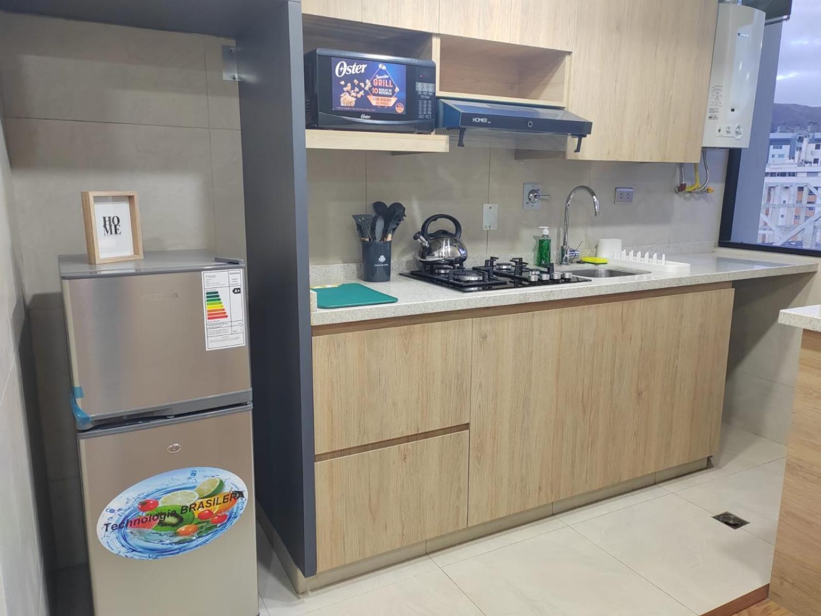 Departamento Centrico, Pasos A Embajada Americana, Multicine